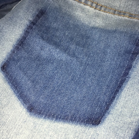 Jeans - Picture 2 of 3